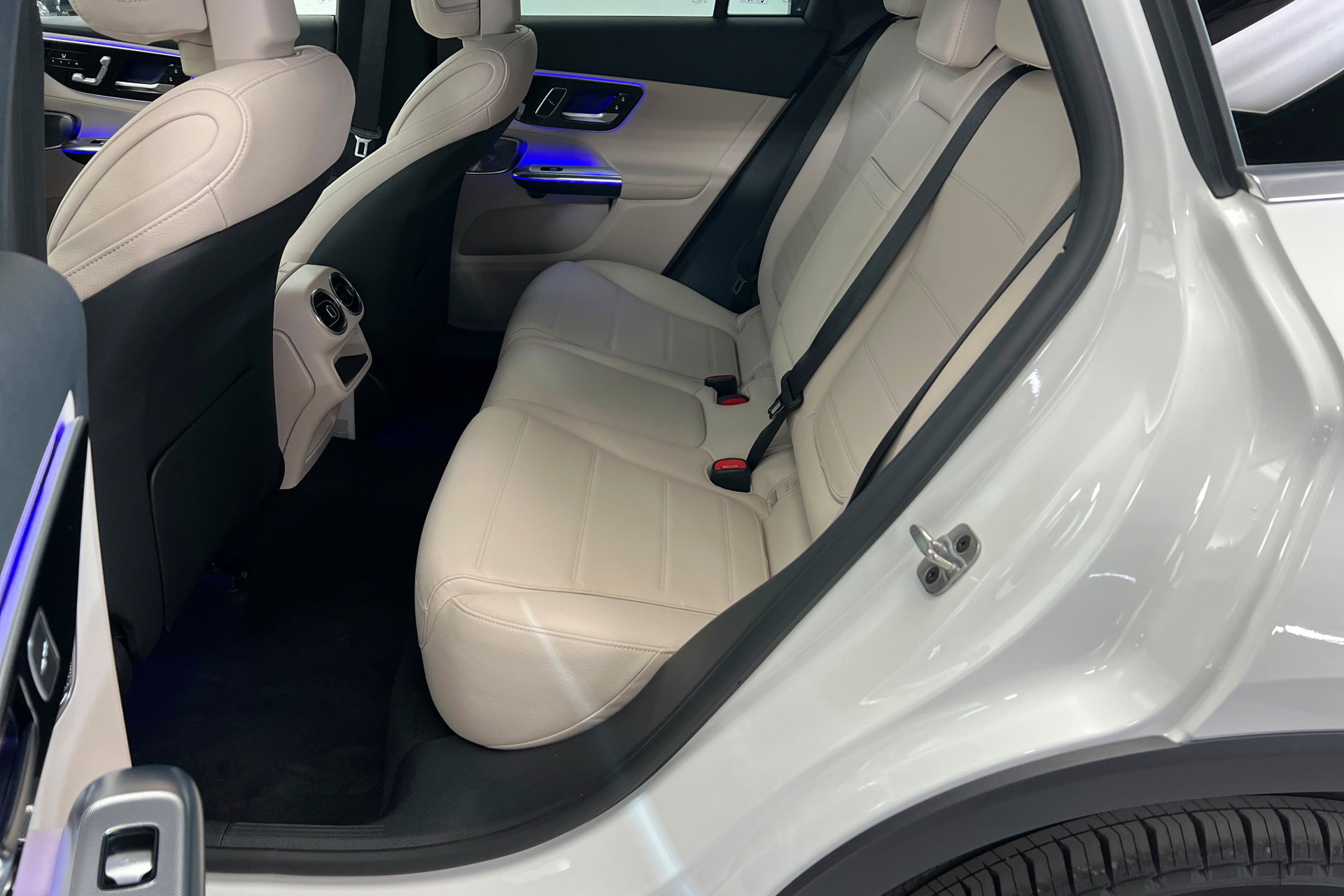 New 2026 Mercedes-Benz GLC 300 4MATIC image 21