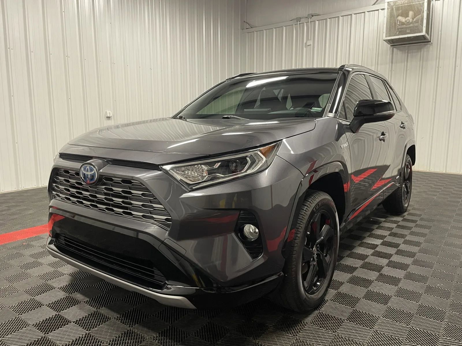 Used 2020 Toyota RAV4 XSE w/ XSE Grade Weather Package image 10
