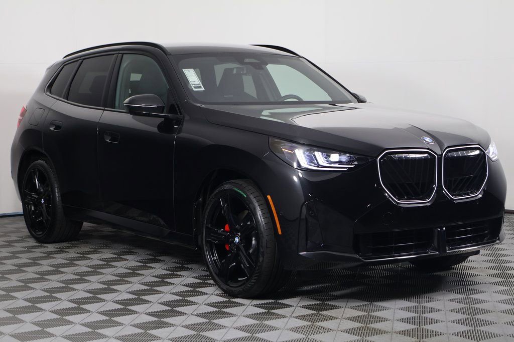 Used 2025 BMW X3 xDrive30i w/ M Sport Package image 3