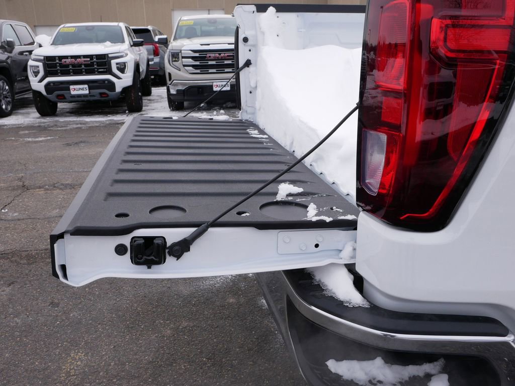 New 2026 GMC Sierra 1500 SLE w/ Preferred Package AWD/4WD image 7