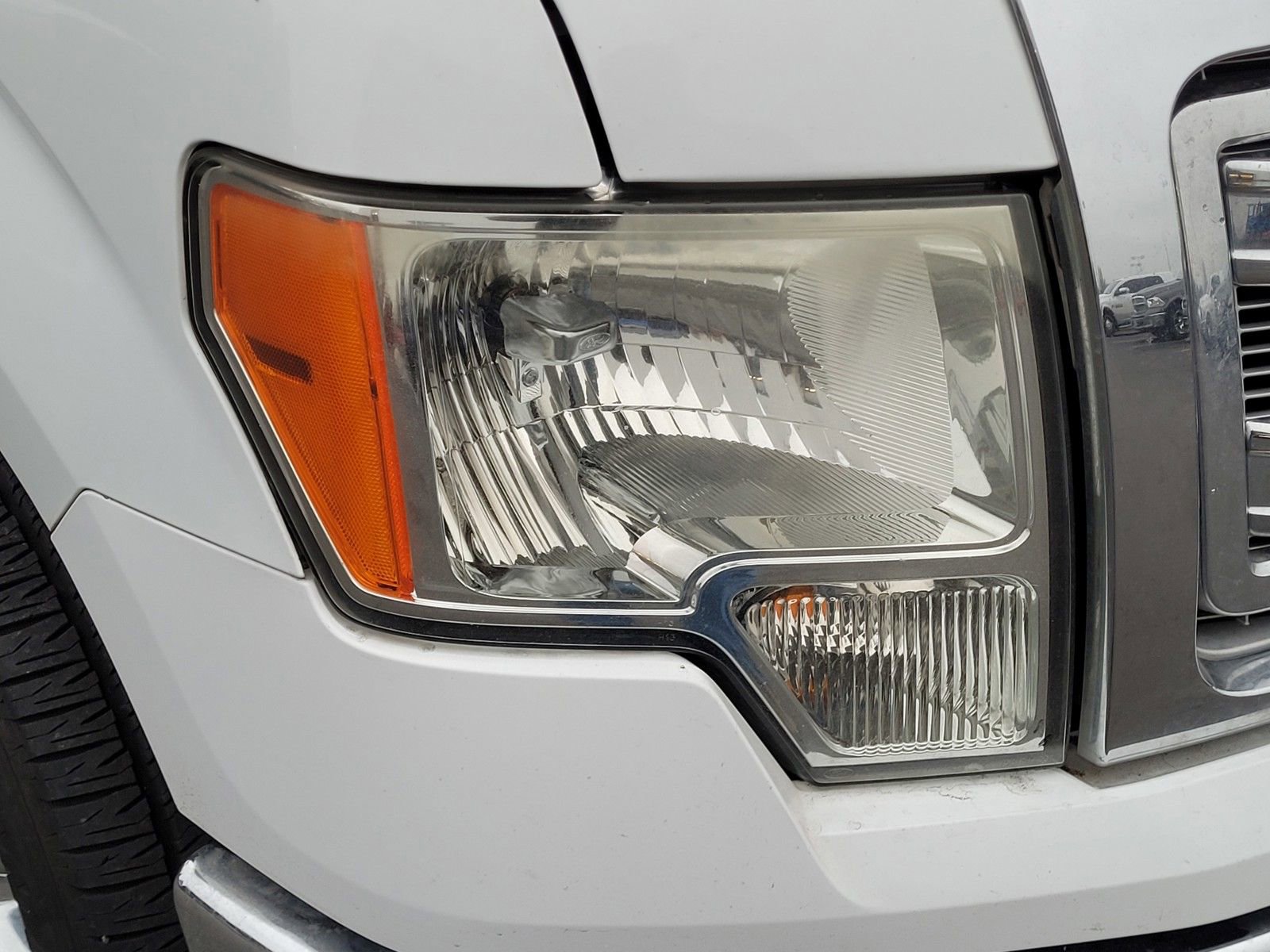 Used 2013 Ford F150 XLT w/ Luxury Equipment Group image 11