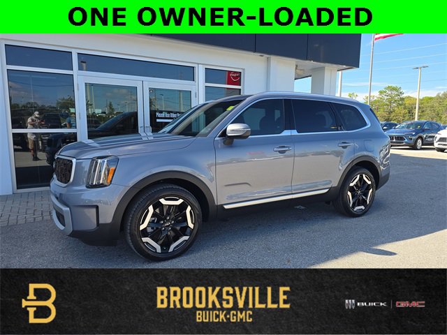 Used 2024 Kia Telluride EX w/ EX Captain's Chair Package