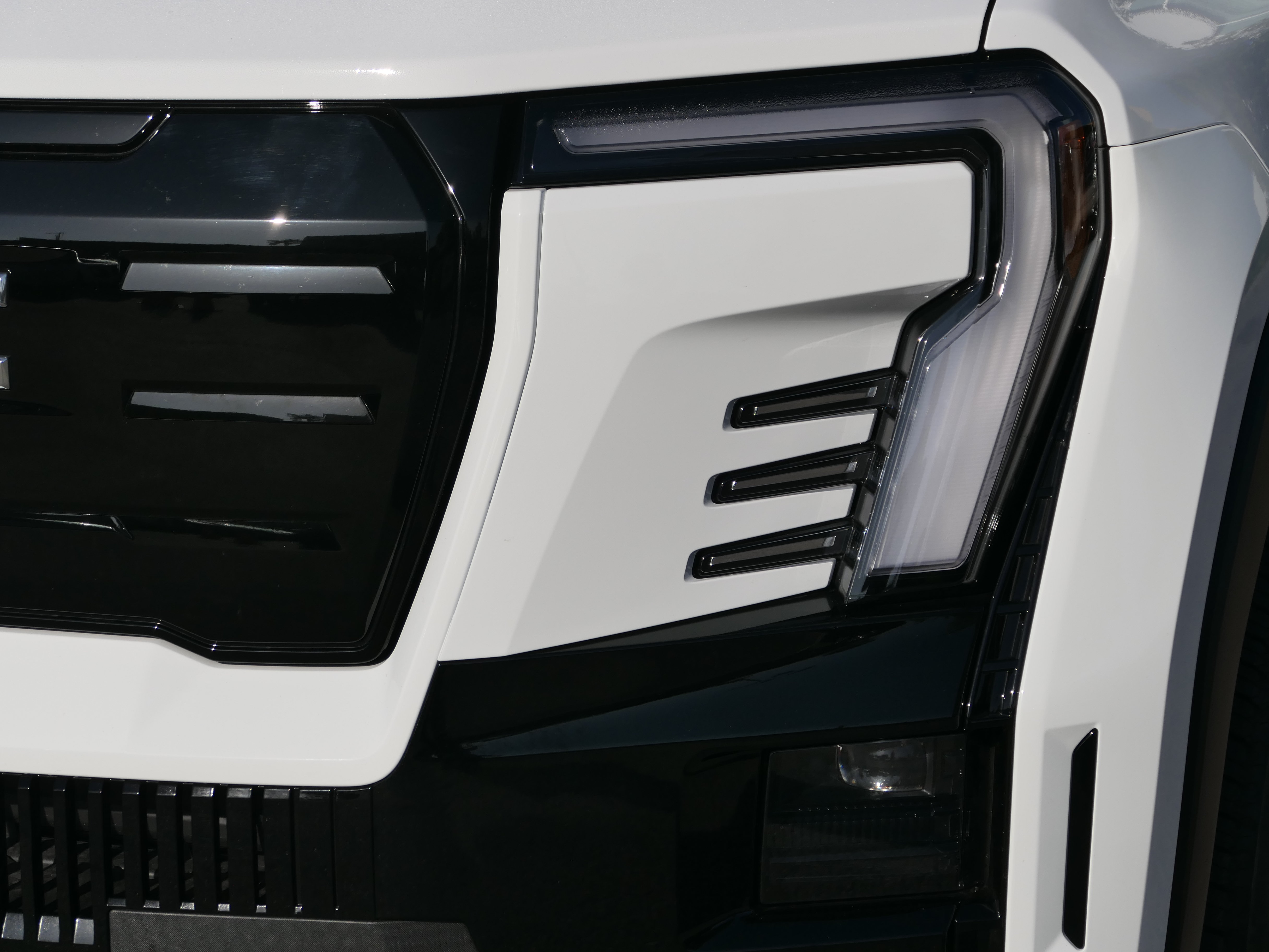 New 2026 GMC Sierra EV Elevation AWD/4WD image 10