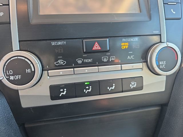 Used 2014 Toyota Camry SE FWD image 23