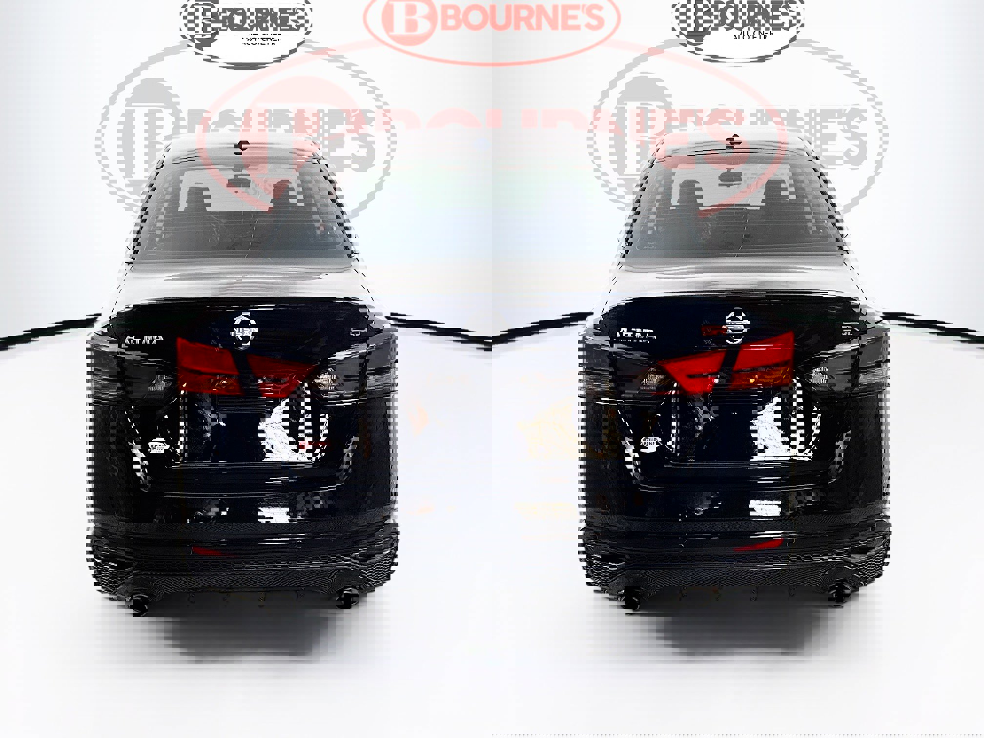 Used 2025 Nissan Altima 2.5 SR w/ SR Premium Package image 9