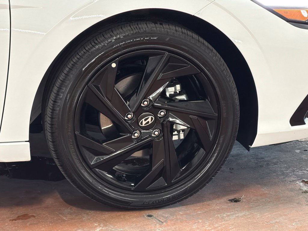 Certified 2026 Hyundai Elantra SEL Sport Premium FWD image 9