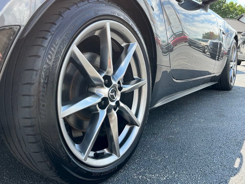 Used 2022 MAZDA MX-5 Miata RF Grand Touring RWD image 11