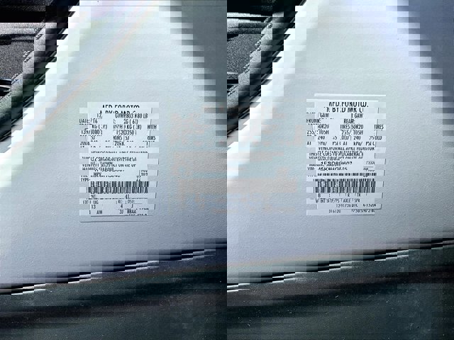 Used 2017 Ford Explorer XLT w/ Equipment Group 202A AWD/4WD image 30