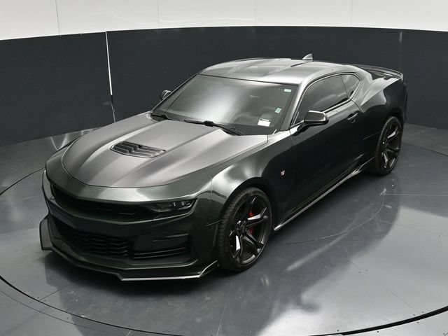 Used 2020 Chevrolet Camaro SS RWD image 49