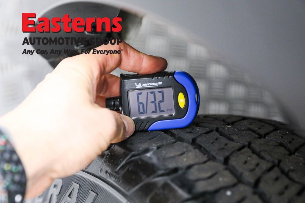 Used 2020 Ford Transit 150 Low Roof image 28