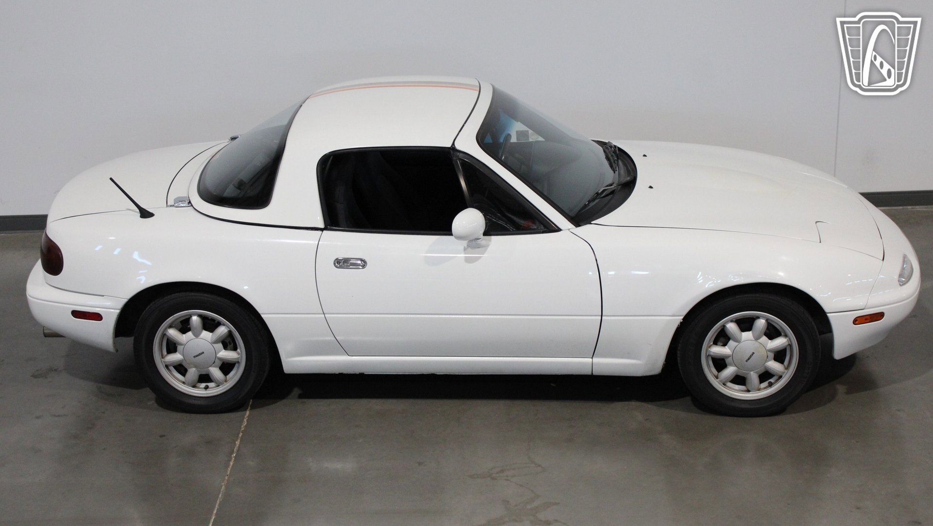 Used 1990 MAZDA MX-5 Miata image 7