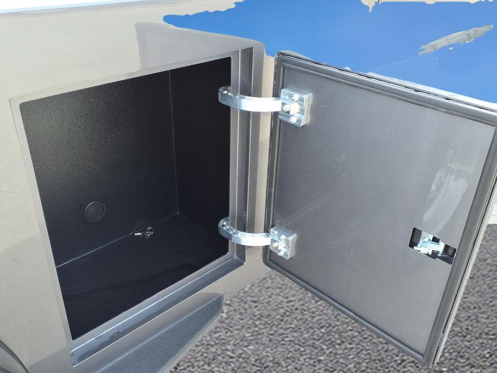 New 2025 Ford F450 Lariat w/ Lariat Ultimate Package image 28