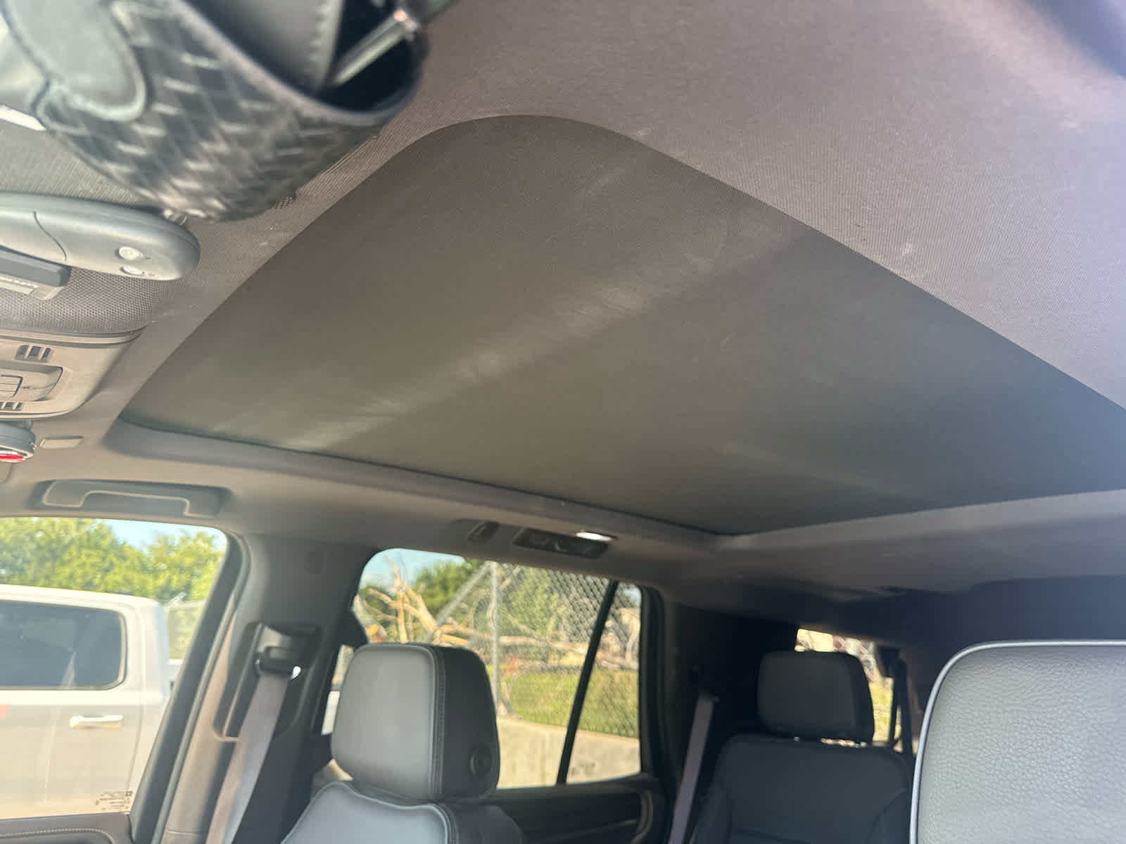 Used 2023 GMC Yukon Denali AWD/4WD image 4