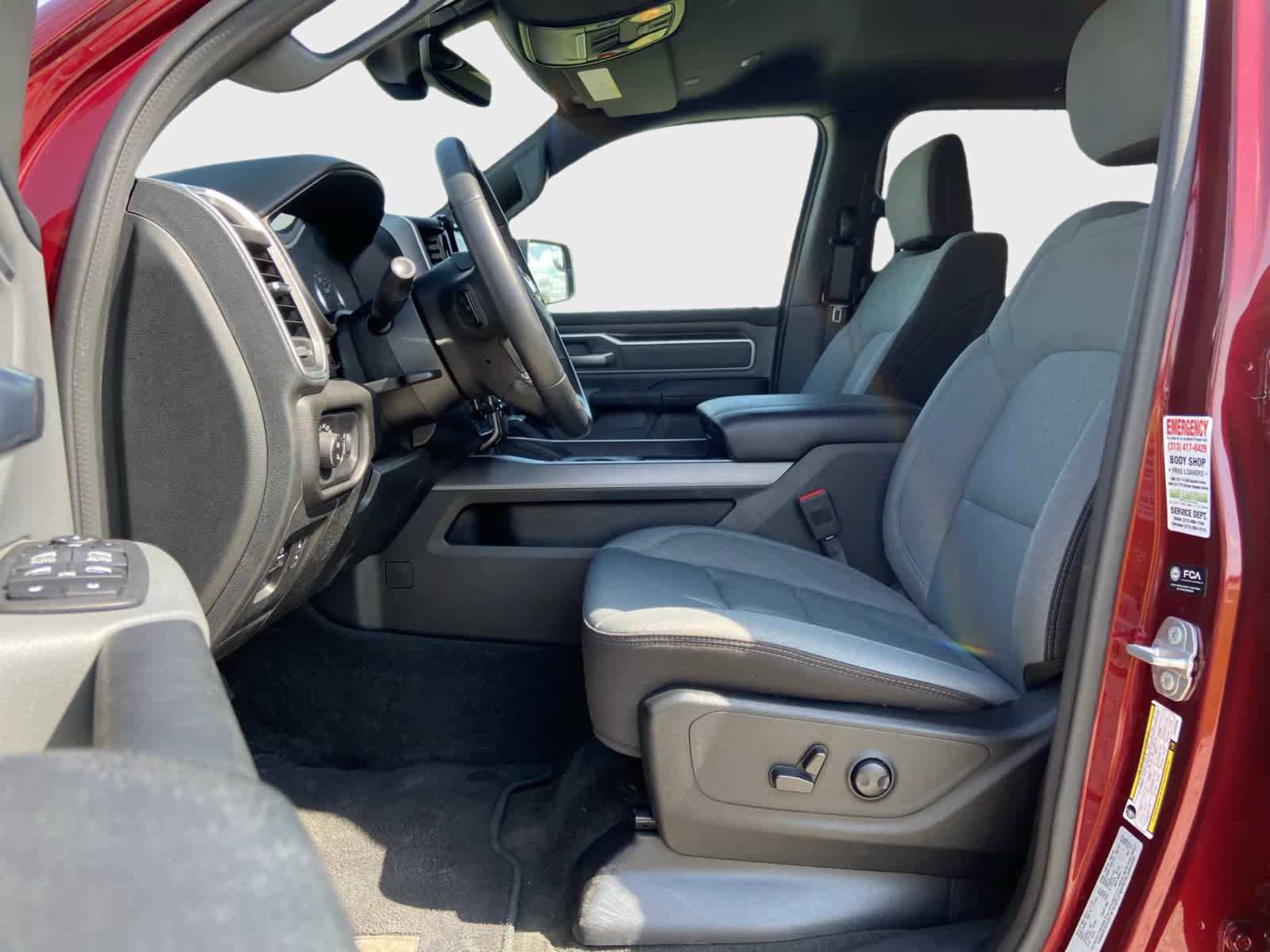 Used 2023 RAM 1500 Big Horn AWD/4WD image 12