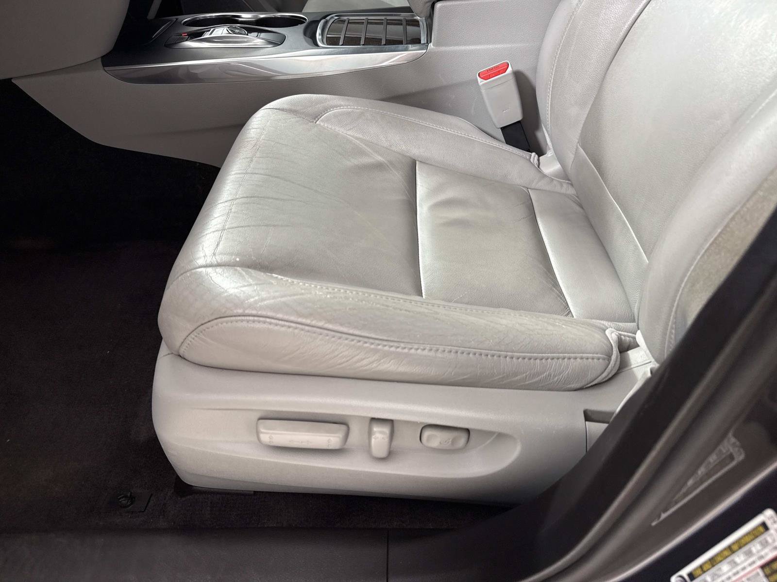Used 2018 Acura MDX FWD image 15