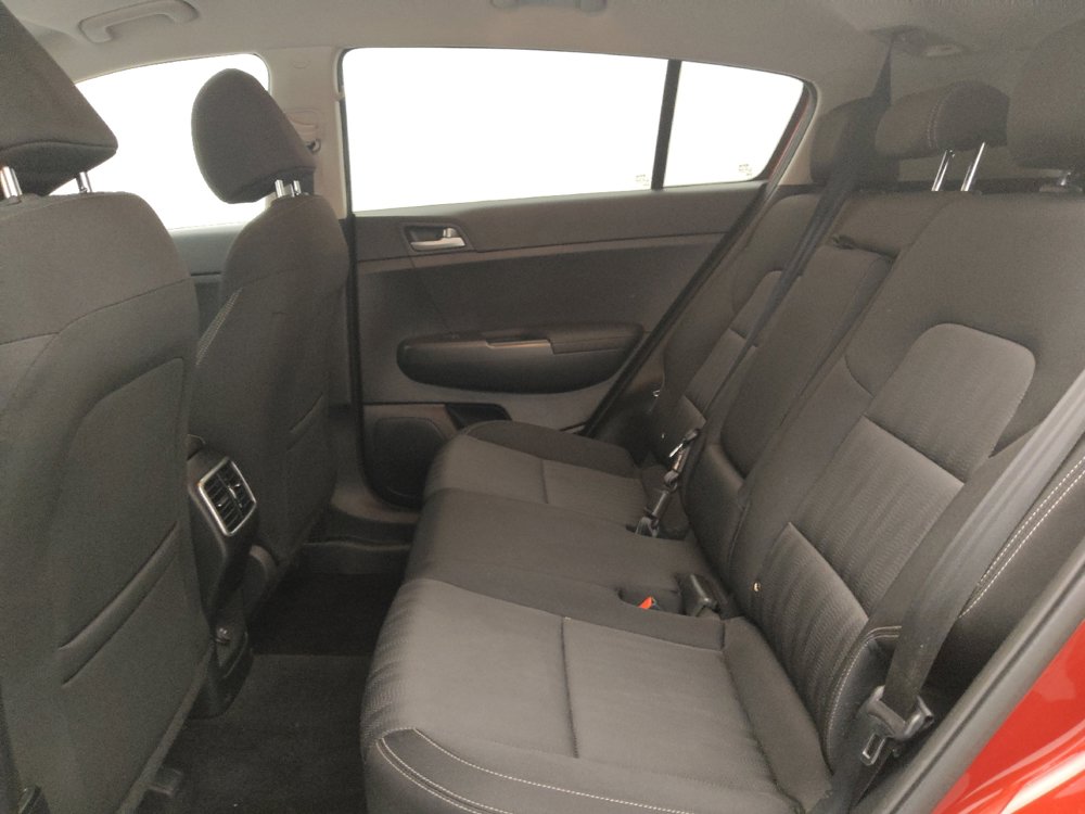 Used 2020 Kia Sportage LX AWD/4WD image 18