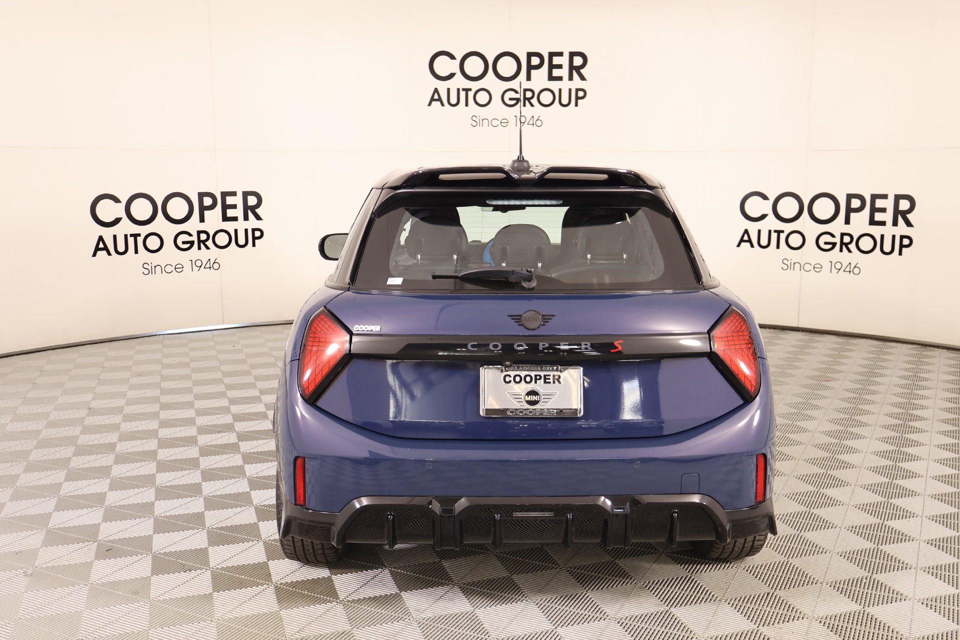 Certified 2025 MINI Cooper S FWD image 23