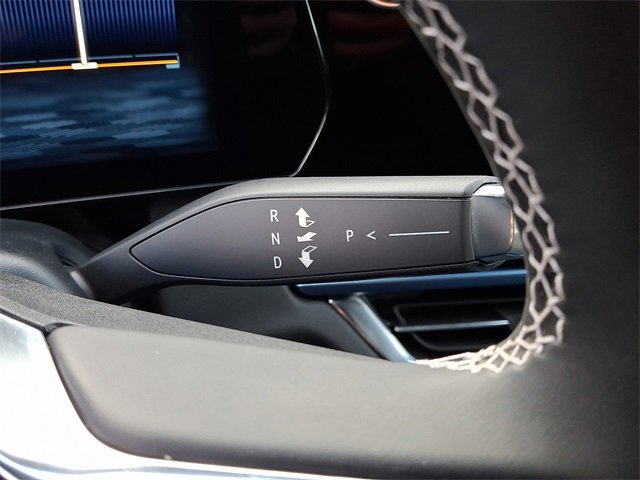 New 2026 Chevrolet Equinox EV LT image 10