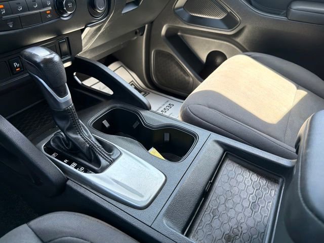 Used 2022 Nissan Frontier S w/ Technology Package AWD/4WD image 17