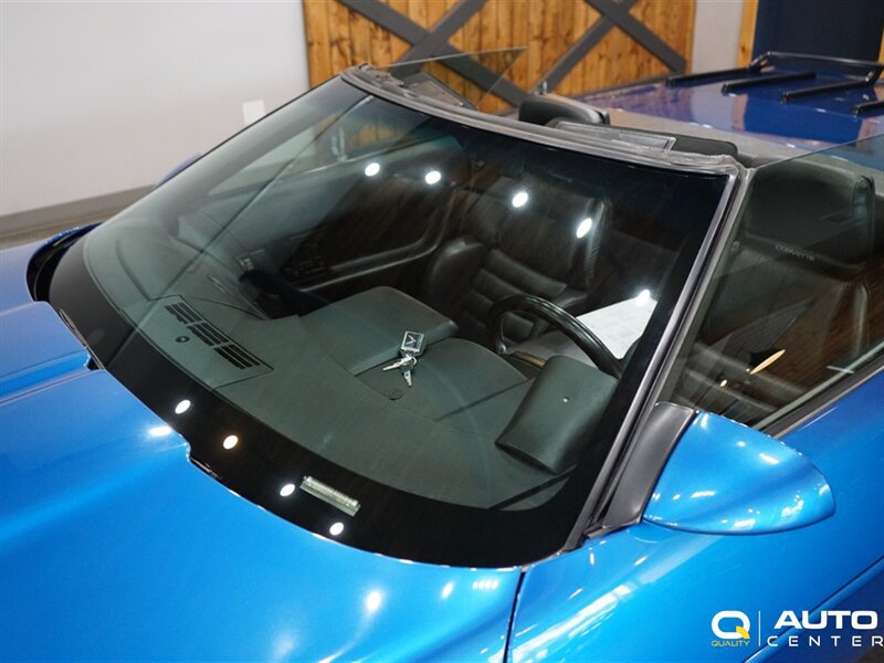 Used 1991 Chevrolet Corvette Convertible RWD image 9
