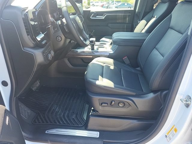 New 2026 Chevrolet Silverado 1500 LTZ w/ Technology Package AWD/4WD image 31