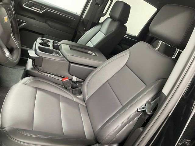 New 2026 Chevrolet Silverado 2500 LT w/ Z71 Chrome Sport Edition AWD/4WD image 12