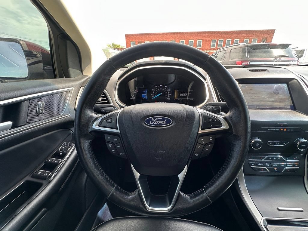 Used 2020 Ford Edge SEL FWD image 18