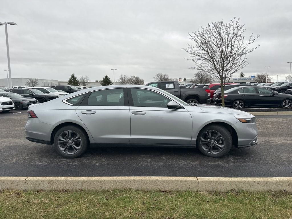 Used 2023 Honda Accord EX image 12