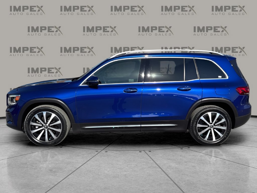 Used 2020 Mercedes-Benz GLB 250 4MATIC w/ Premium Package image 2