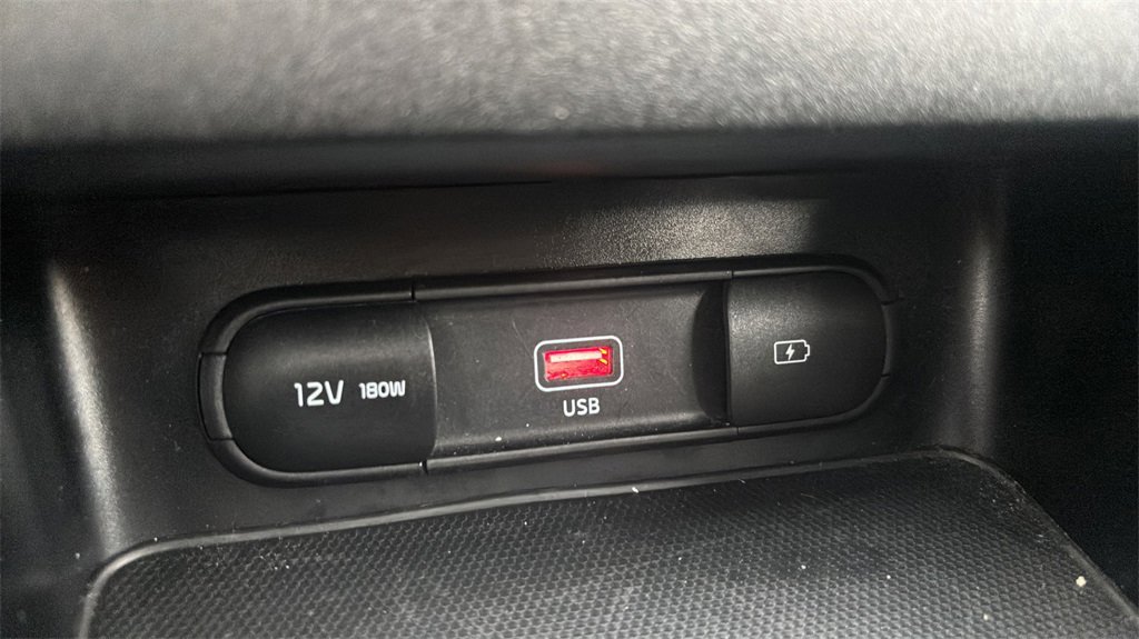 Used 2024 Kia Forte LXS image 28