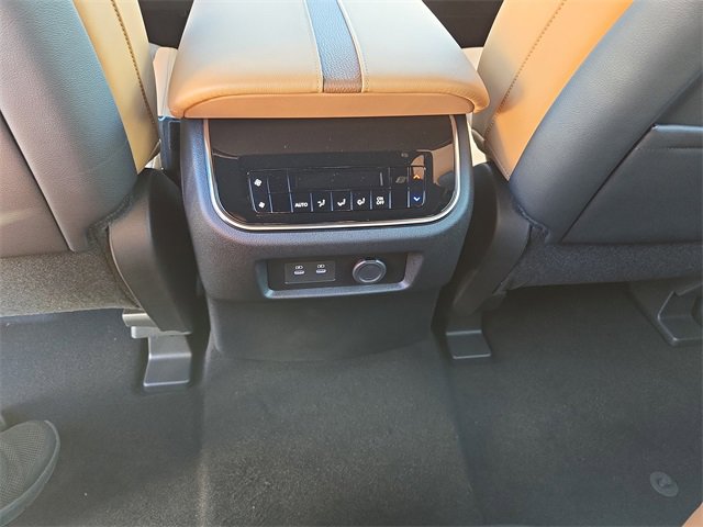 New 2026 Nissan Armada SL w/ Captain's Chari Seat Package image 15
