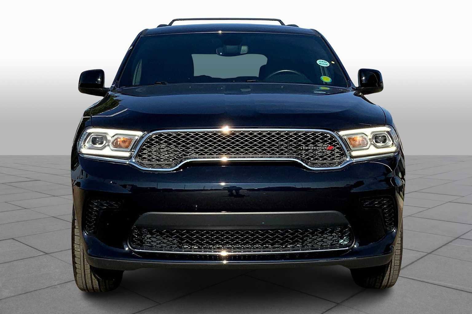 Used 2024 Dodge Durango SXT w/ 3rd Row Seating Group image 5
