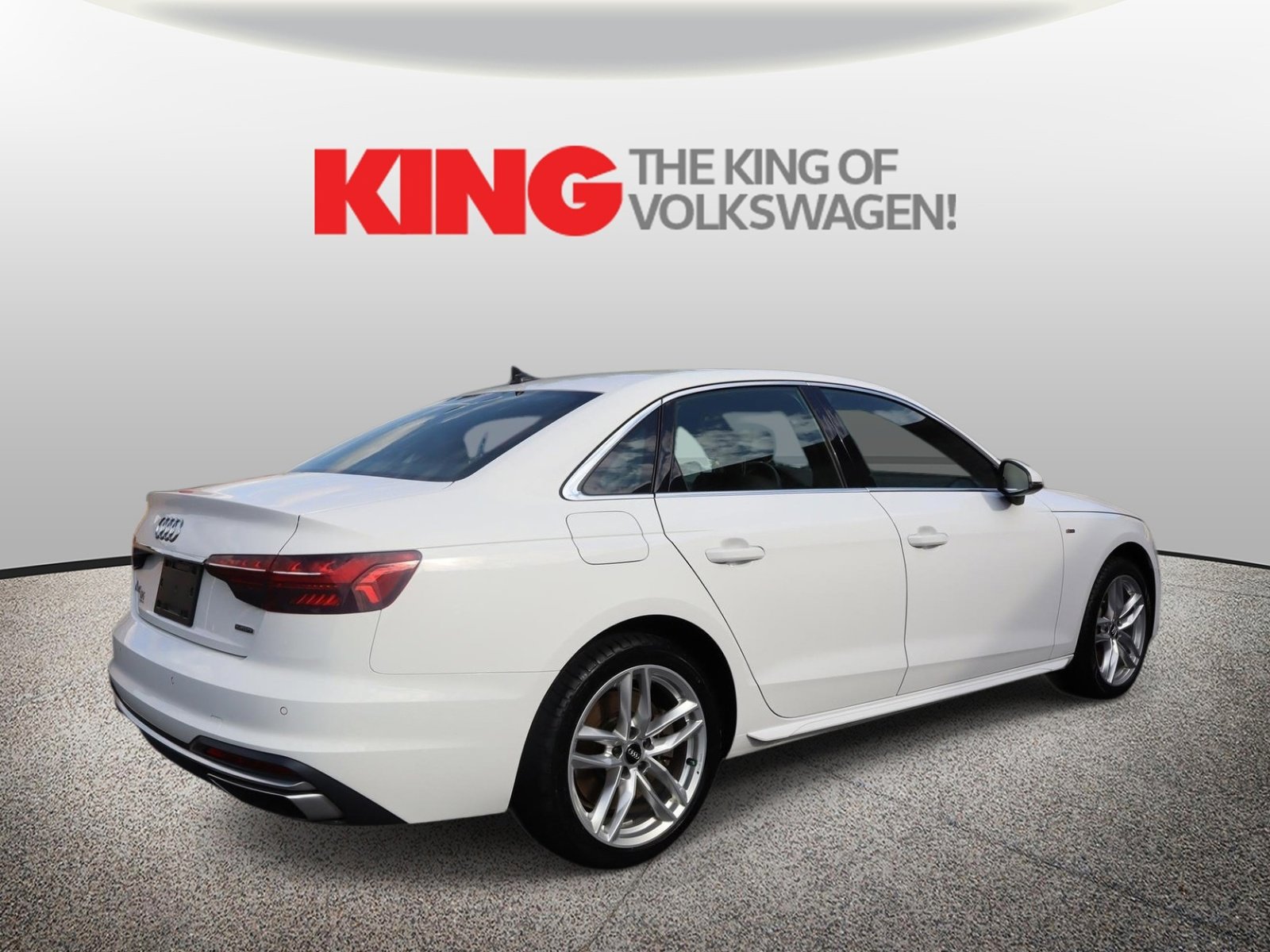 Used 2021 Audi A4 2.0T Premium w/ Convenience Package AWD/4WD image 3