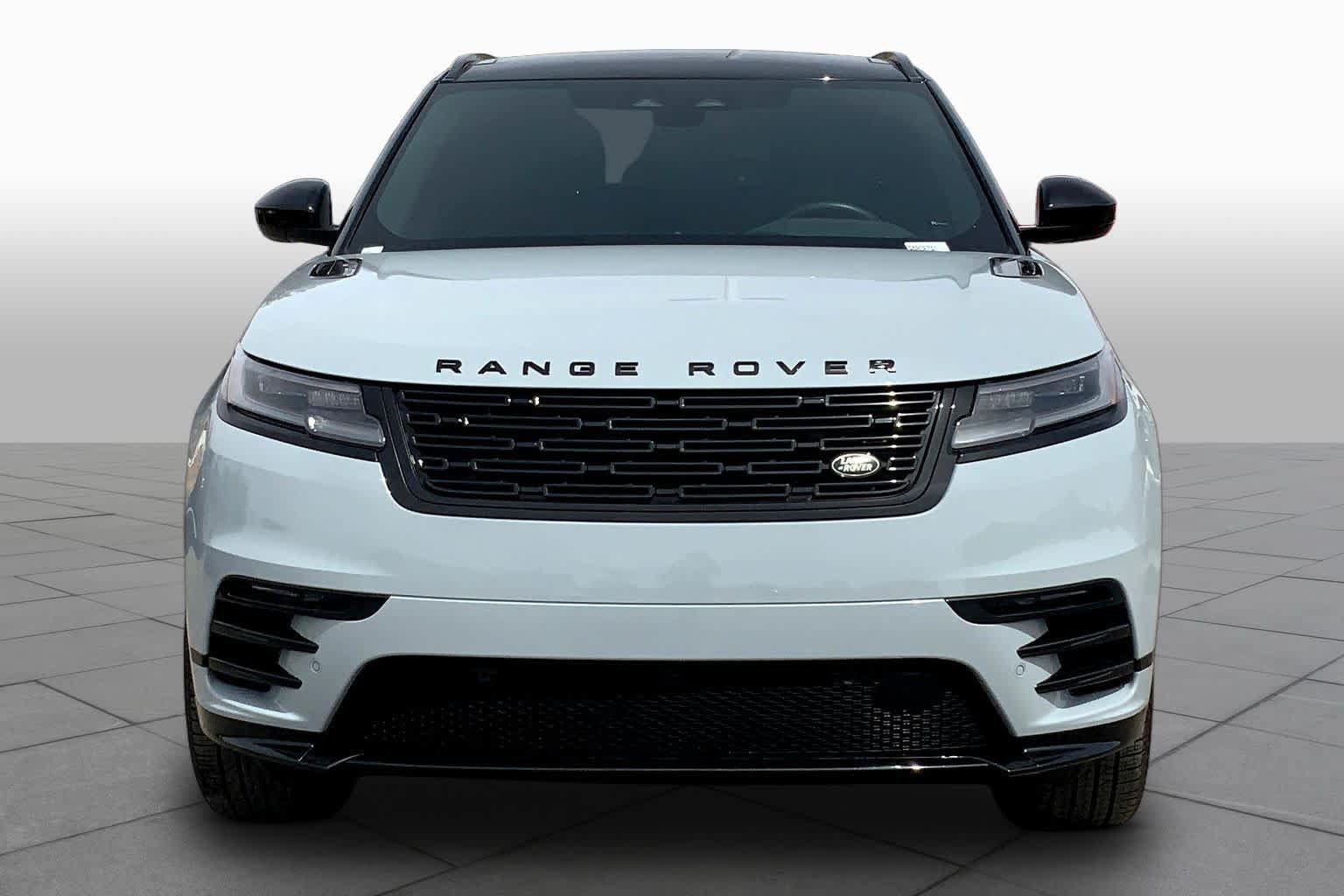 Used 2025 Land Rover Range Rover Velar Dynamic SE AWD/4WD image 4