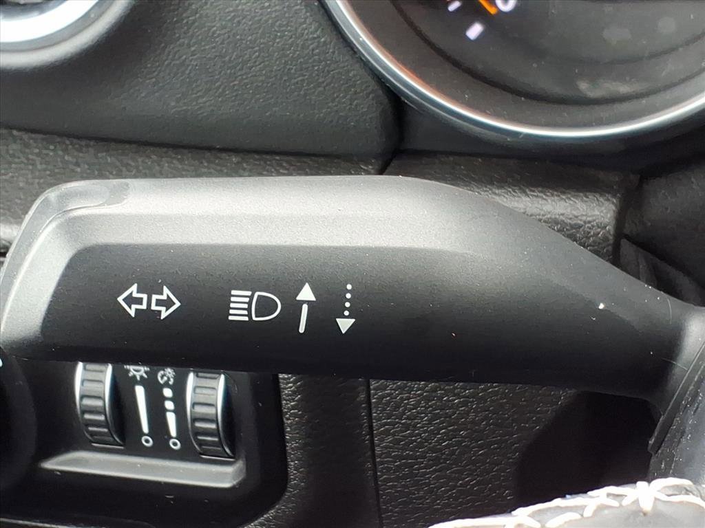 Used 2020 Jeep Wrangler Unlimited Sahara w/ Uconnect 4C Nav & Sound Group image 24