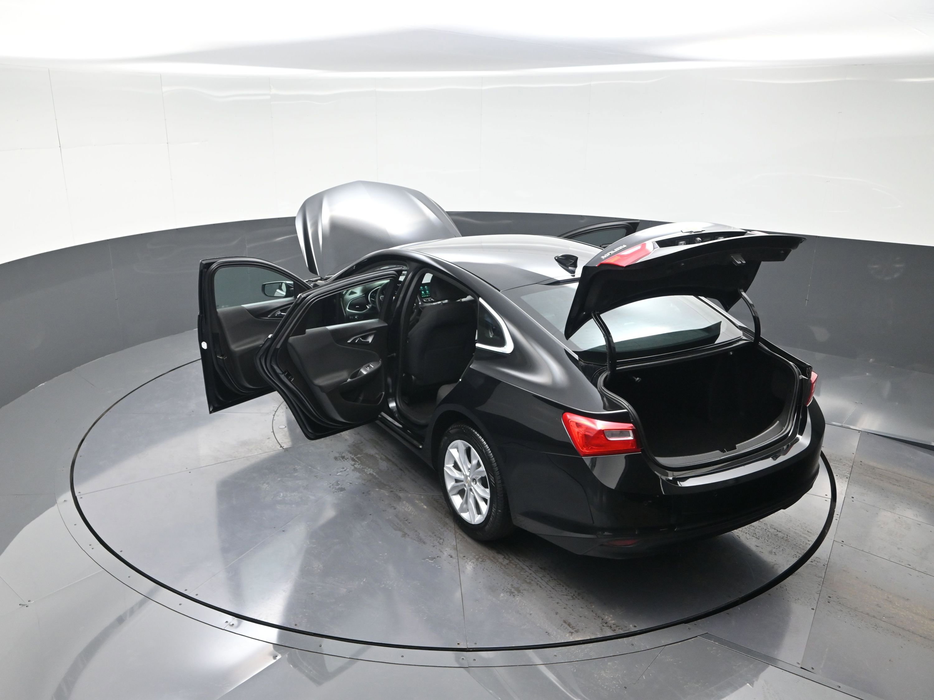 Used 2025 Chevrolet Malibu LT image 15