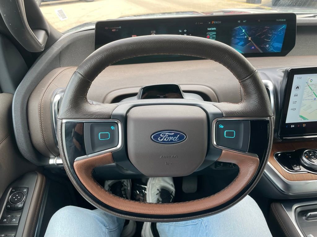 Used 2025 Ford Expedition Max King Ranch AWD/4WD image 30