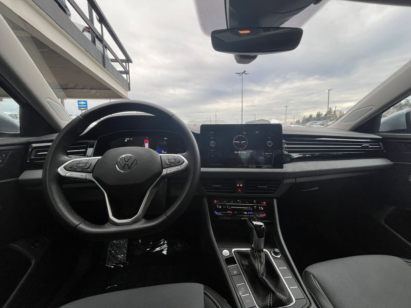 Used 2025 Volkswagen Jetta SE image 36