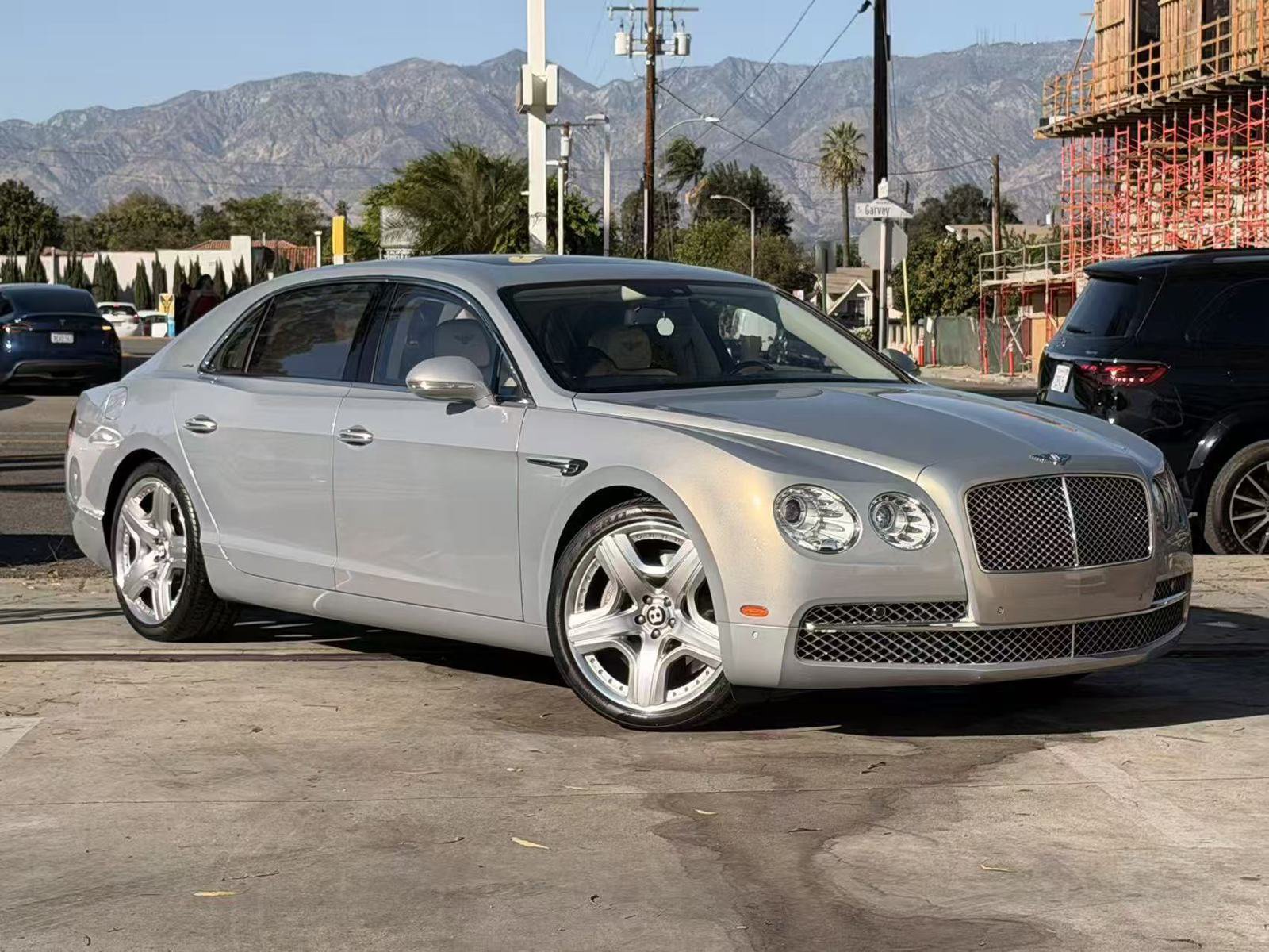 Used 2014 Bentley Flying Spur W12 AWD/4WD image 4
