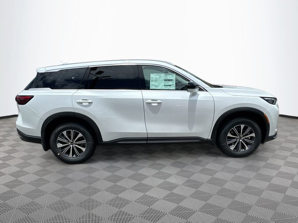 New 2027 INFINITI QX60 Pure w/ Cargo Package FWD image 4