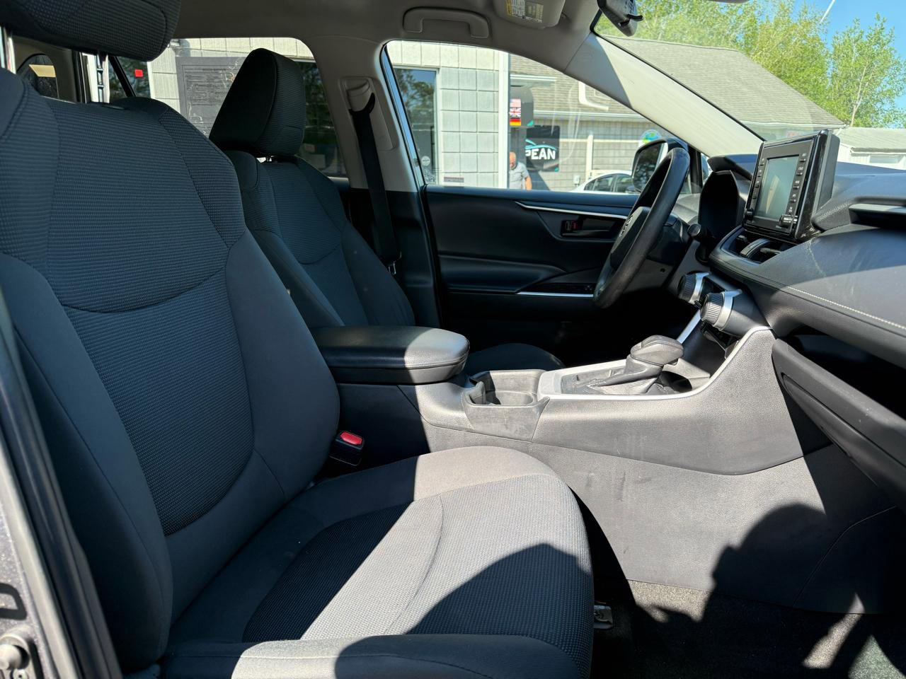 Used 2020 Toyota RAV4 LE w/ All Weather Liner Package FWD image 11