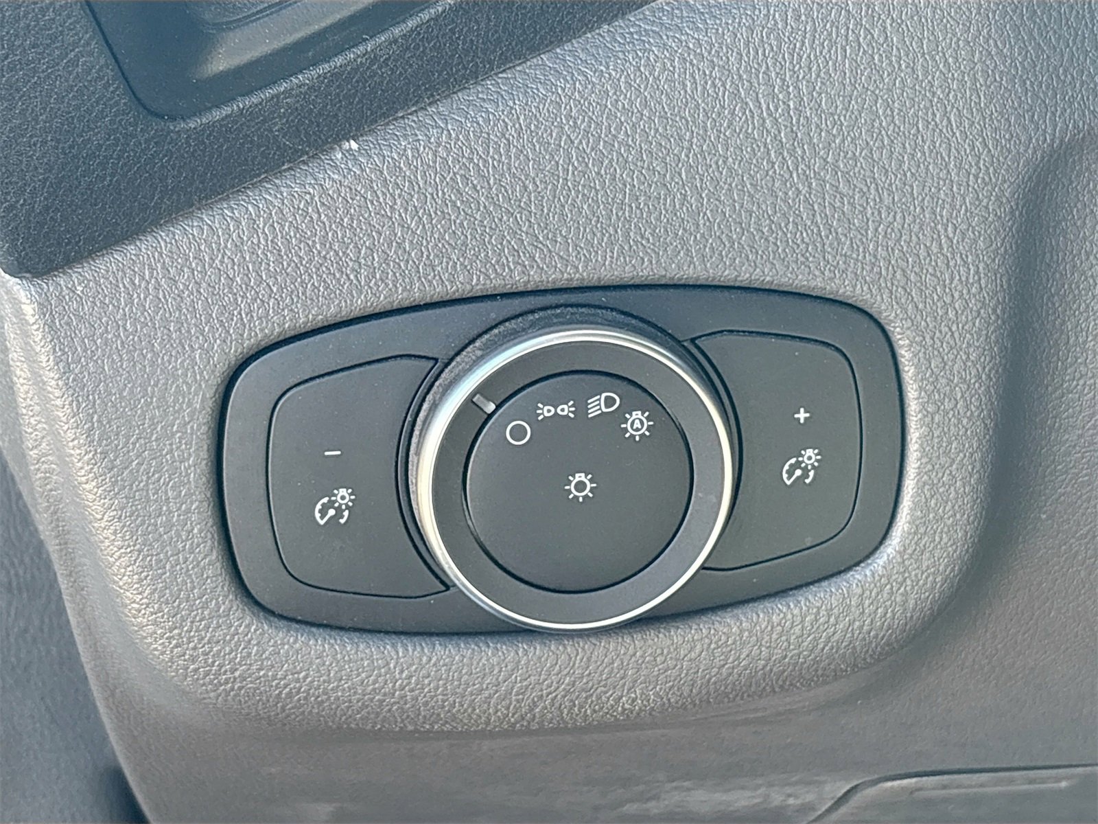 Used 2023 Ford Transit Connect XL image 10