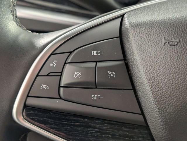 Used 2025 Cadillac XT5 Premium Luxury image 16