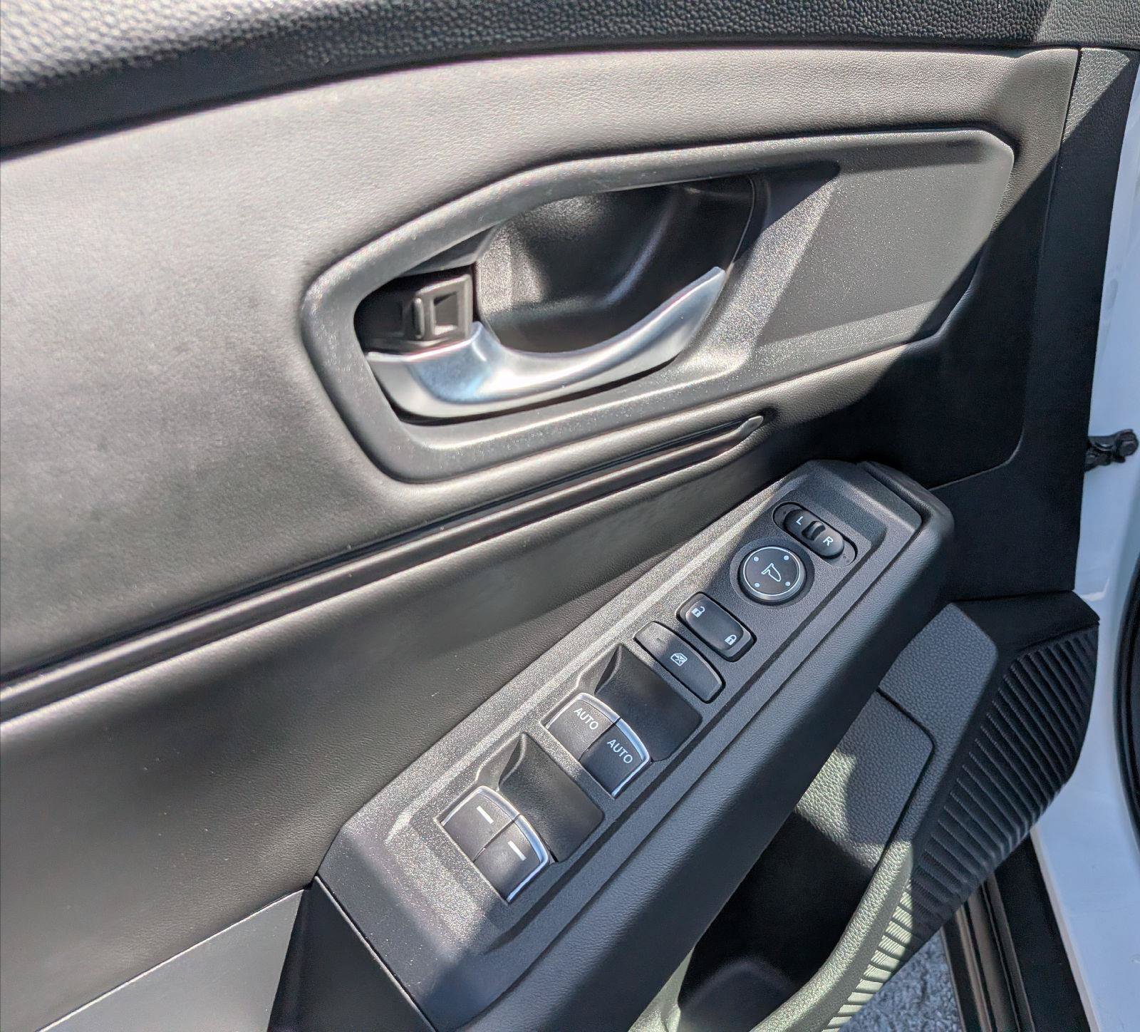 Certified 2023 Honda Accord EX image 16