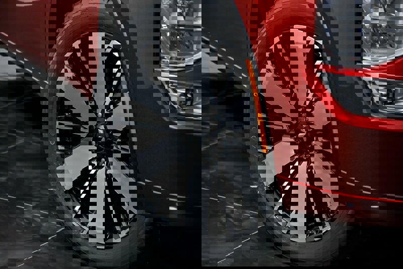 New 2025 Mitsubishi Outlander SE image 3