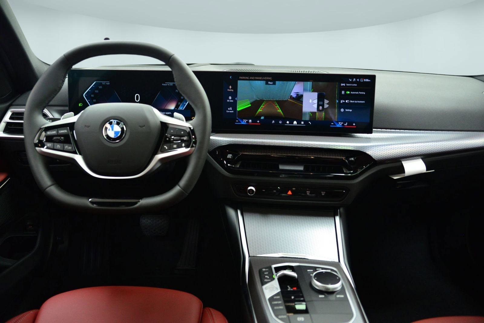 Used 2025 BMW 330i xDrive Sedan w/ Premium Package image 26