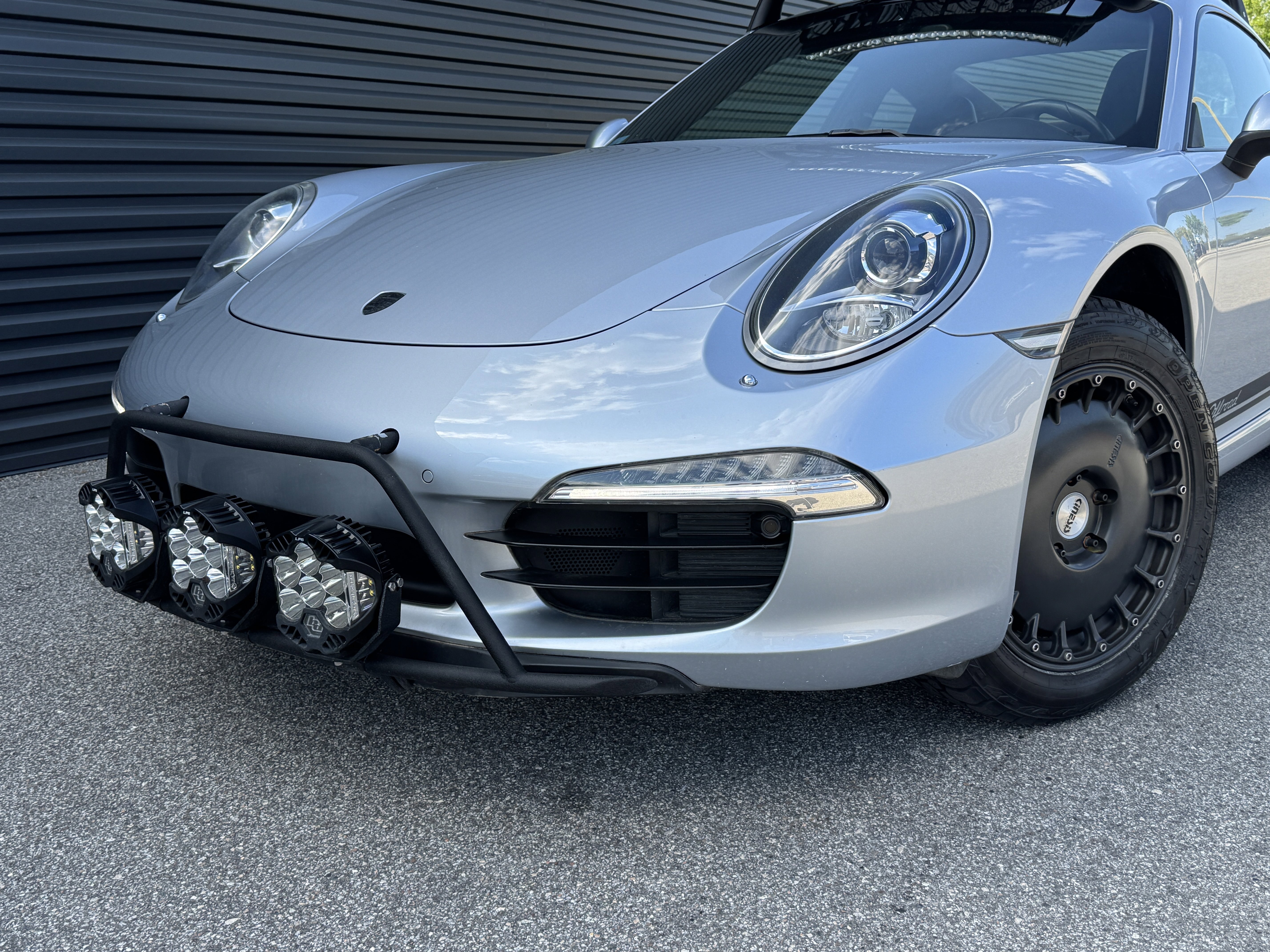 Used 2015 Porsche 911 Carrera RWD image 11