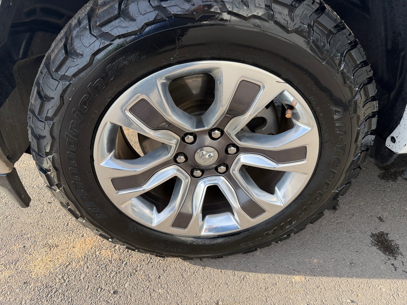 Used 2022 RAM 1500 Limited AWD/4WD image 11