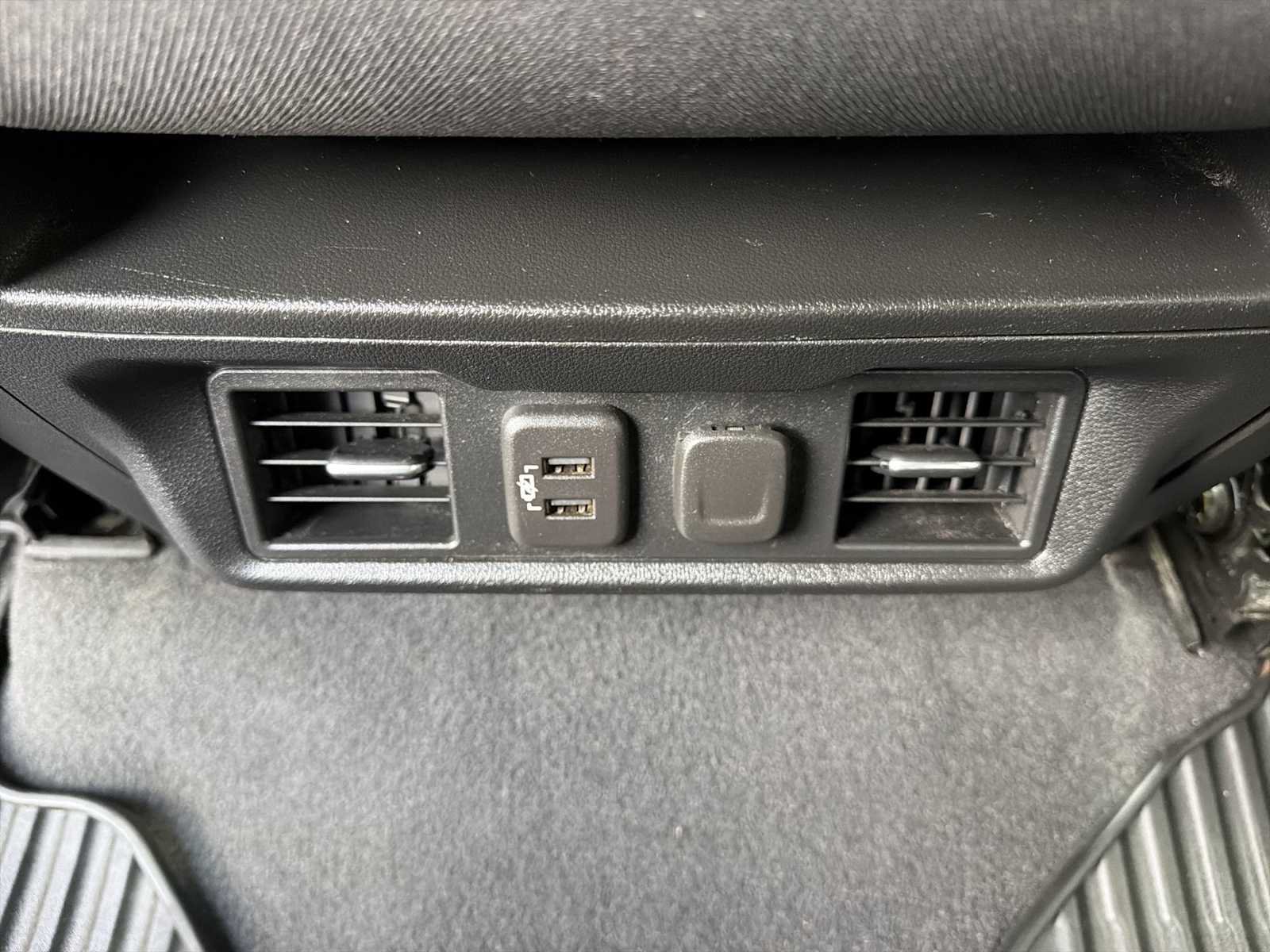 Certified 2021 Chevrolet Silverado 1500 LT AWD/4WD image 29