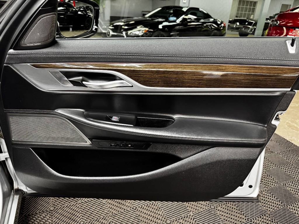 Used 2020 BMW 740i image 58